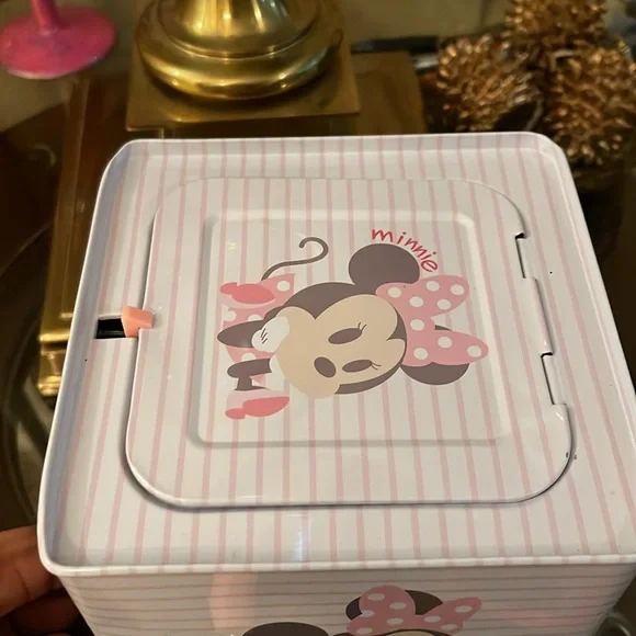 Disnep Baby Kids and it also sing please check all picture of condition - Picture 10 of 17